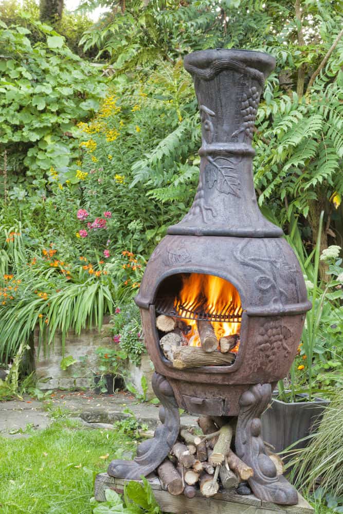 露台上的Chiminea