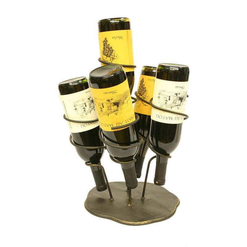 酒架通常是一个桌面元素，用于与家人共进晚餐或朋友聚会时直接分享葡萄酒。非常适合品酒，他们把瓶子放在一个巧妙的，容易接近的位置。
