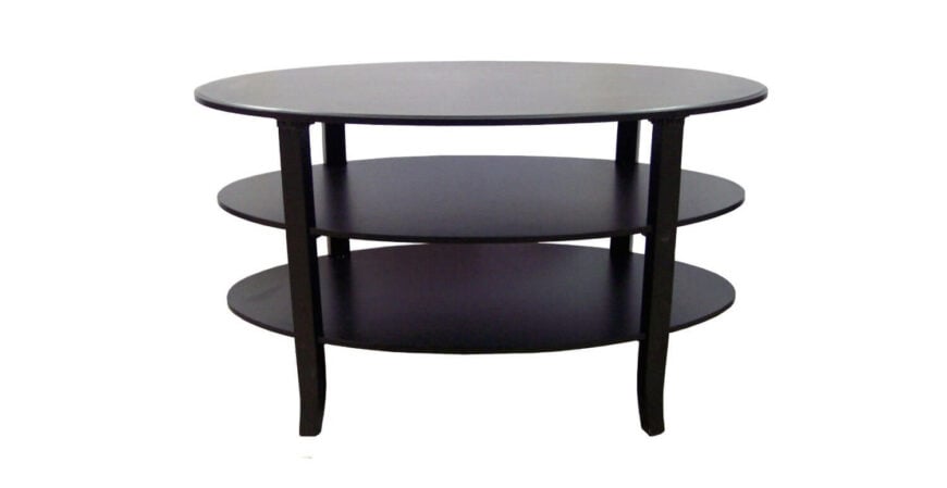 这款咖啡桌的特点是三层，现代设计，边缘光滑，最小的麻烦。黑色的污渍和干净的线条使它成为一件永恒的作品。