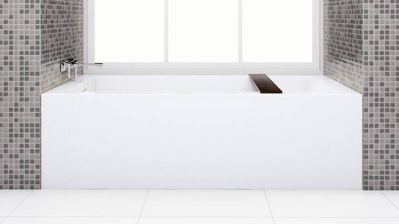 立方体系列的这种独特的替换型号具有右排水管或左排水管，有10种可能的安装配置。BC12浴缸附带一个文革色浴缸球童。