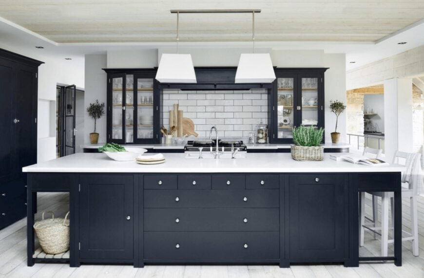 黑色厨房彩色图像