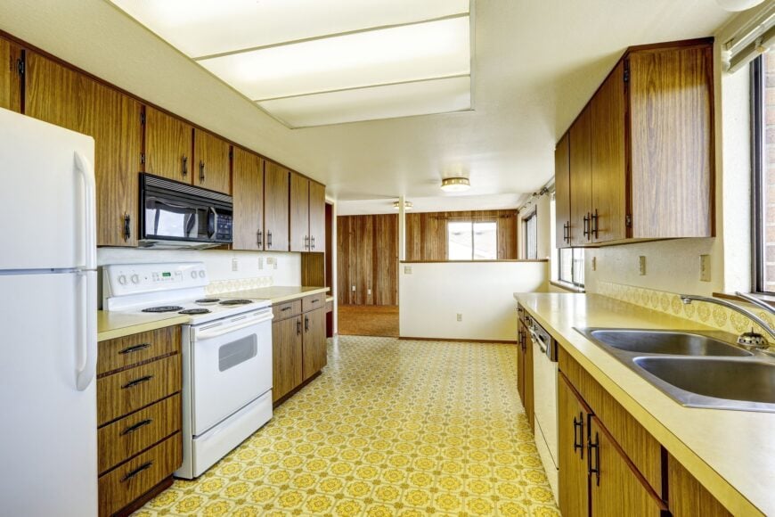 黄色厨房地板形象
