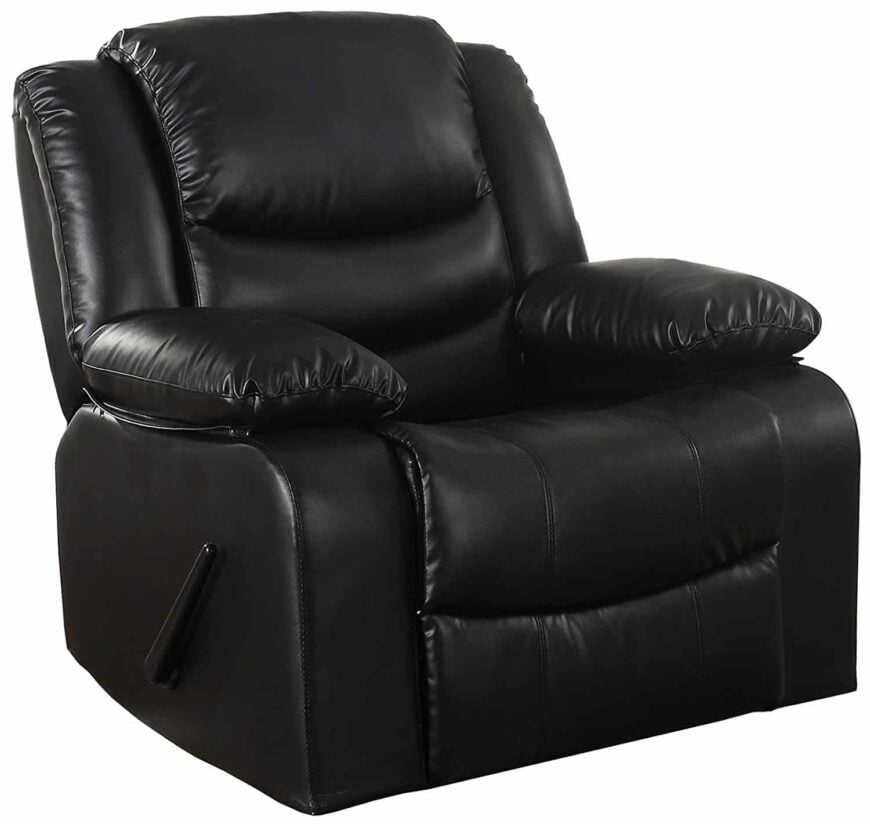 黑色斜倚摇椅与粘合皮革软垫和过度填充垫座和扶手。