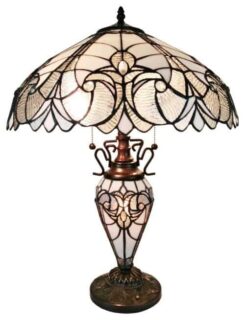 传统的台灯用玻璃和锌材料搭配棕绳色。