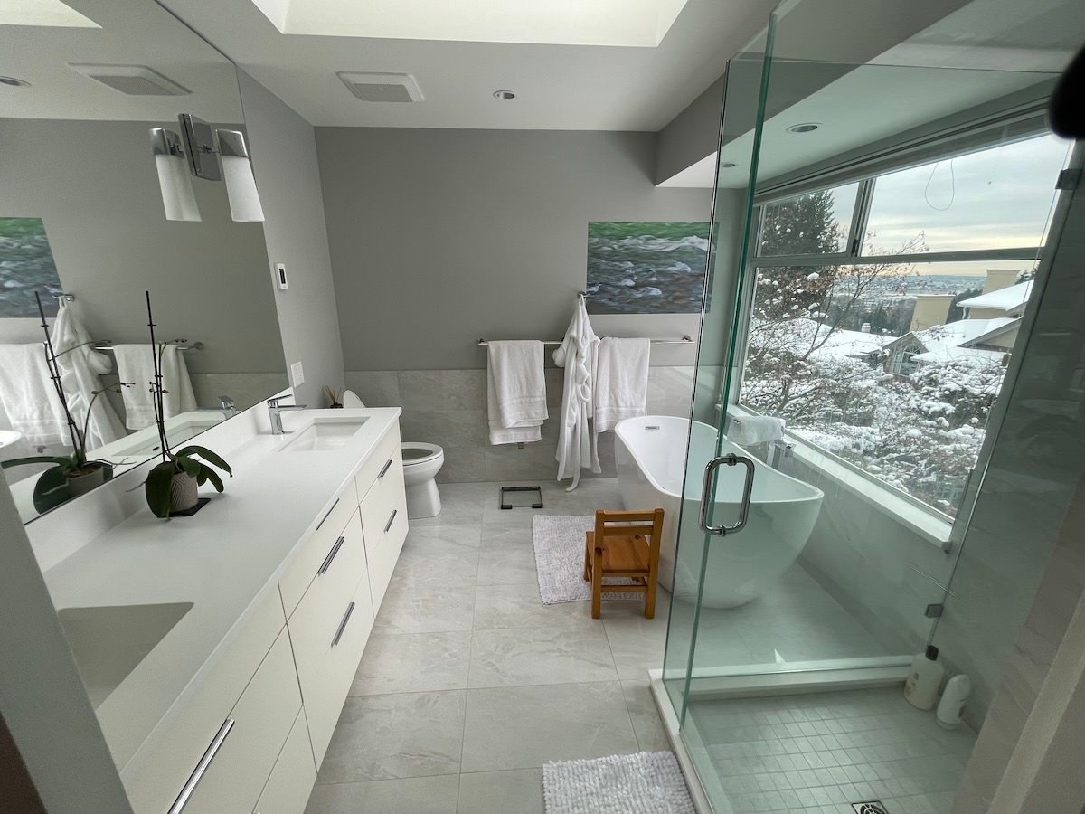 翻新现代浴室