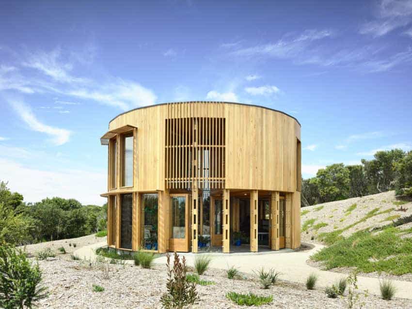 奥斯汀梅纳德建筑师木制圆的海滨别墅