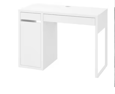 白色的宜家书桌。