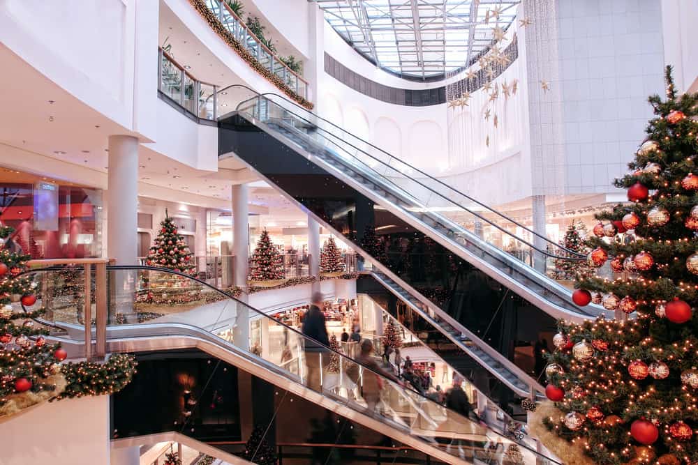圣诞节购物中心人山人海
