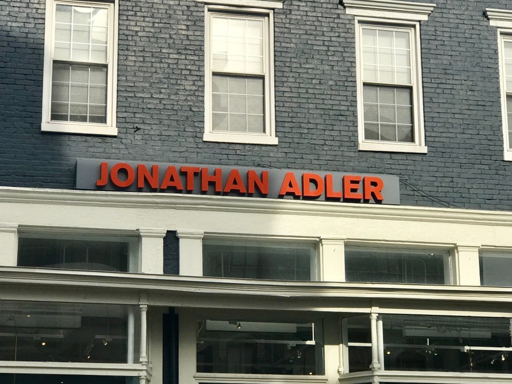 乔纳森阿德勒商店在华盛顿特区。