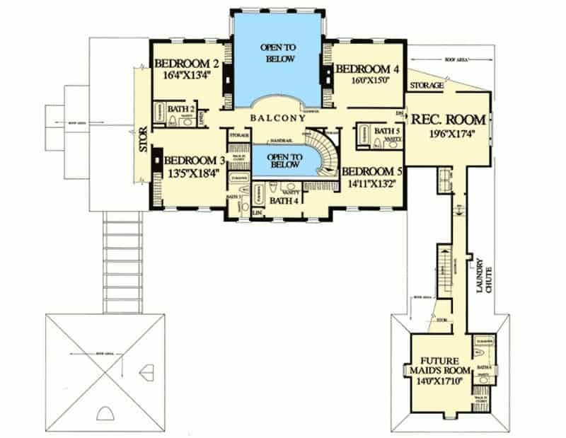 二层平面图有四间卧室，一间娱乐室，洗衣滑道，车库上方还有一间未来的女佣房。