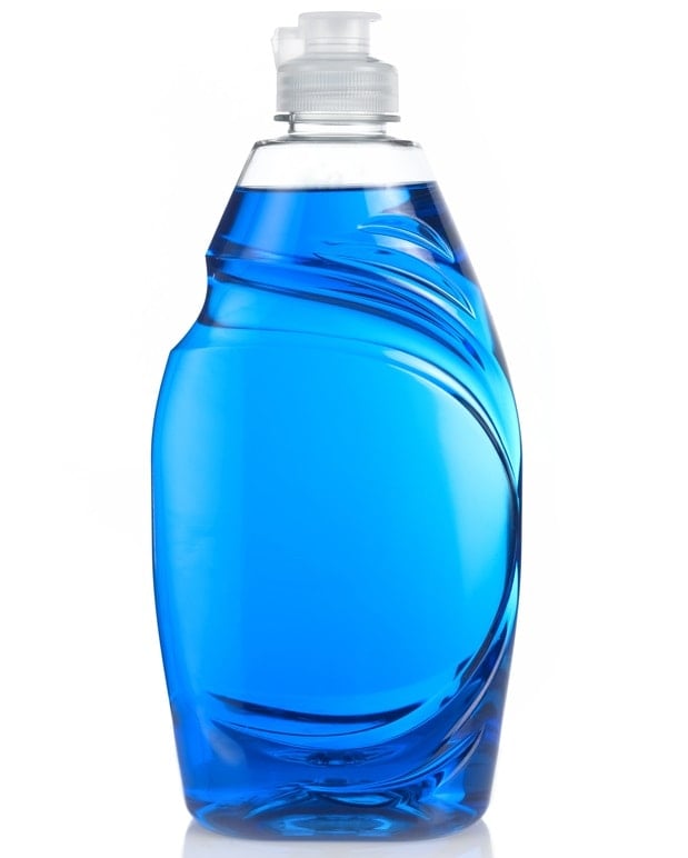 一瓶蓝色的洗洁精。