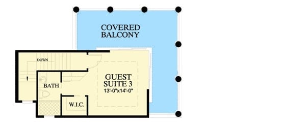 二级平面图的客房配有一个步入式衣帽间、一个完整的浴室,和一个阳台。