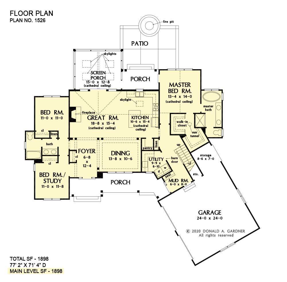 罗德里克现代农舍的主要楼层平面图，有前、后和屏风门廊，门厅，大房间，正式餐厅，厨房，杂物间，三间卧室，和一个通往倾斜车库的储藏室。