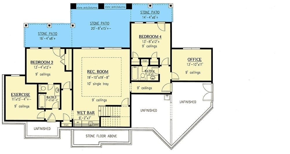 低层平面图有两间卧室，健身房，办公室和一个带湿酒吧的娱乐室。