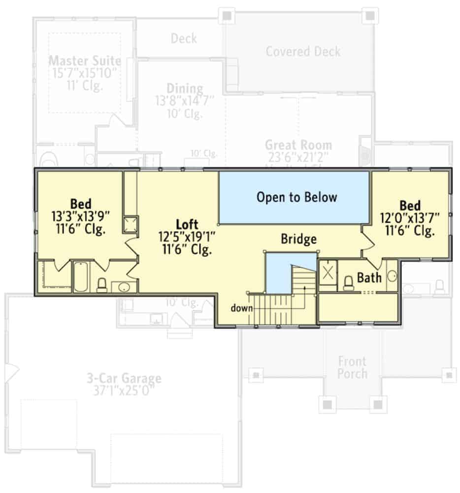 二楼平面图，有两间卧室套房和一个阳台阁楼，俯瞰下面的大房间。