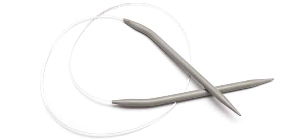 这是一套金属圆形针织针与尼龙线连接器。