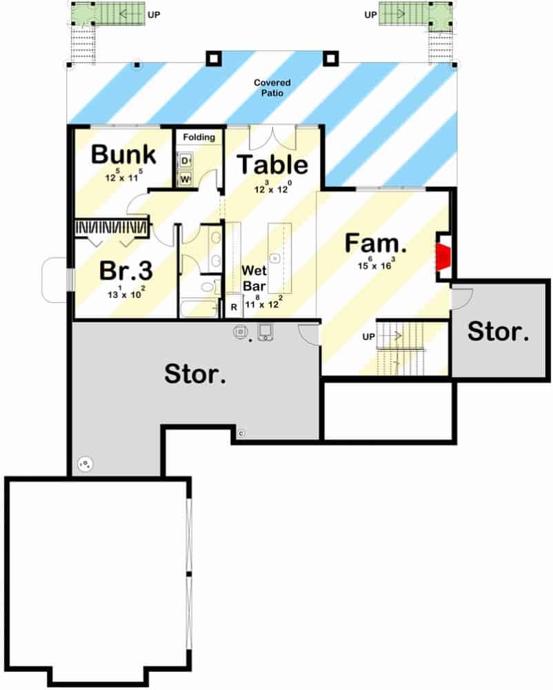 低层平面图有两间卧室，一间家庭娱乐室和巨大的存储空间。