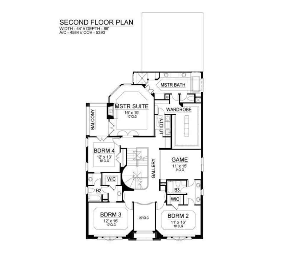 第二层平面图，四间卧室，三间浴室，游戏室和杂物间。