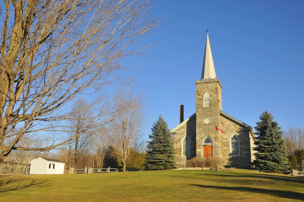 这是魁北克邓纳姆的圣公会圣徒教堂。
