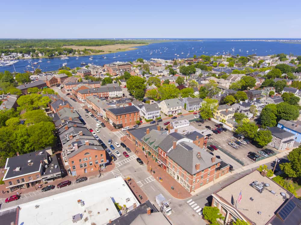 这是马萨诸塞州纽伯里波特镇的鸟瞰图。