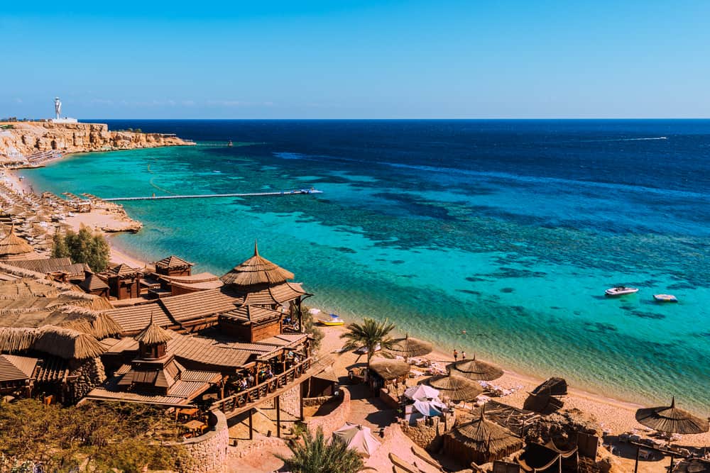 埃及沙姆沙伊赫的红海海岸线。