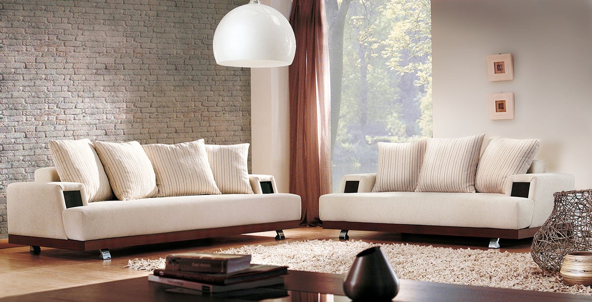 客厅里的现代沙发