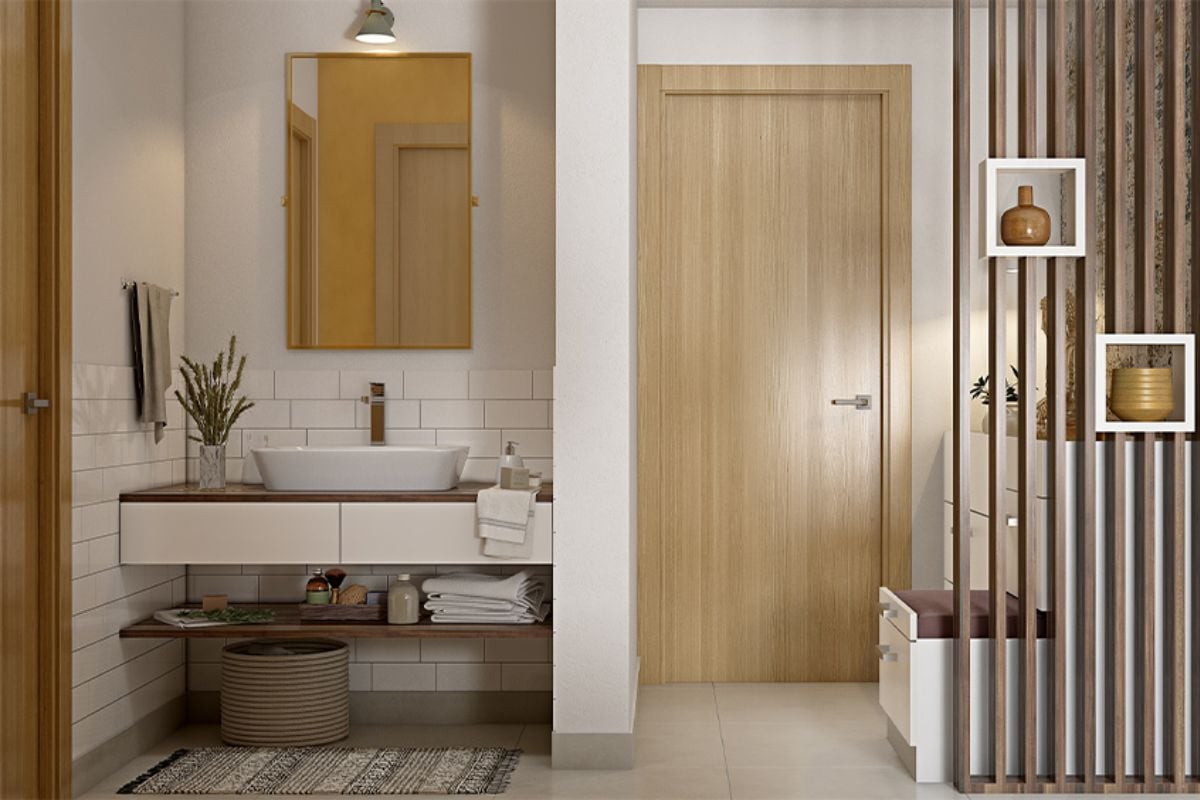简单风格的浴室，简单的木板门。