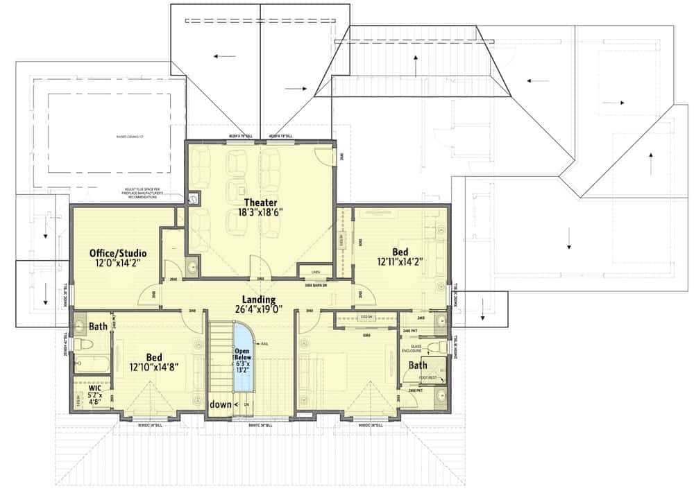 二楼平面图，有两间卧室，一个家庭影院和办公室/工作室。