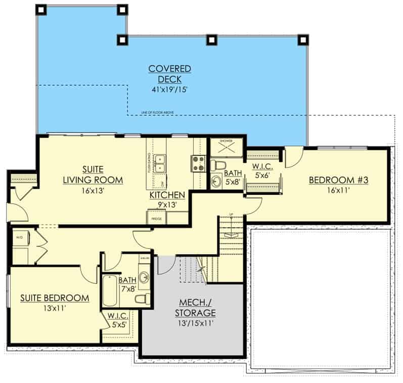 低层平面图，设有卧室套房和姻亲套房，配有完整的厨房，洗衣间和甲板通道。