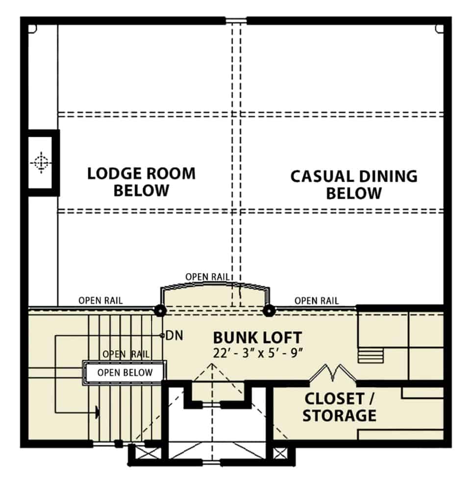 二级平面图与双层阁楼和存储壁橱。